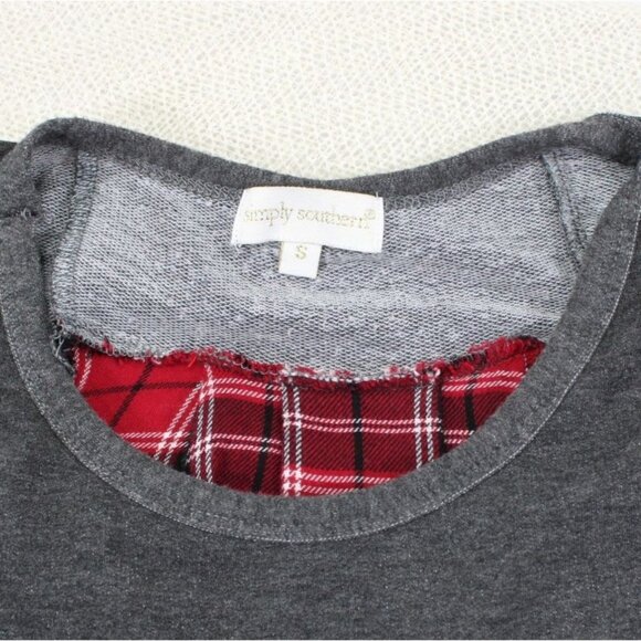 Simply Southern Gray Plaid Back Long Sleeve Top With Red Glitter Sequin Reindeer - Picture 4 of 7